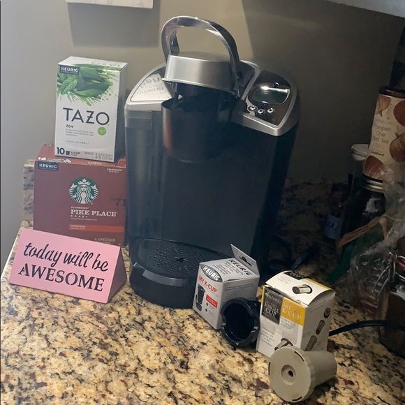 Keurig Other - *Feature* Keurig Coffeemaker, Filters, & K-cups